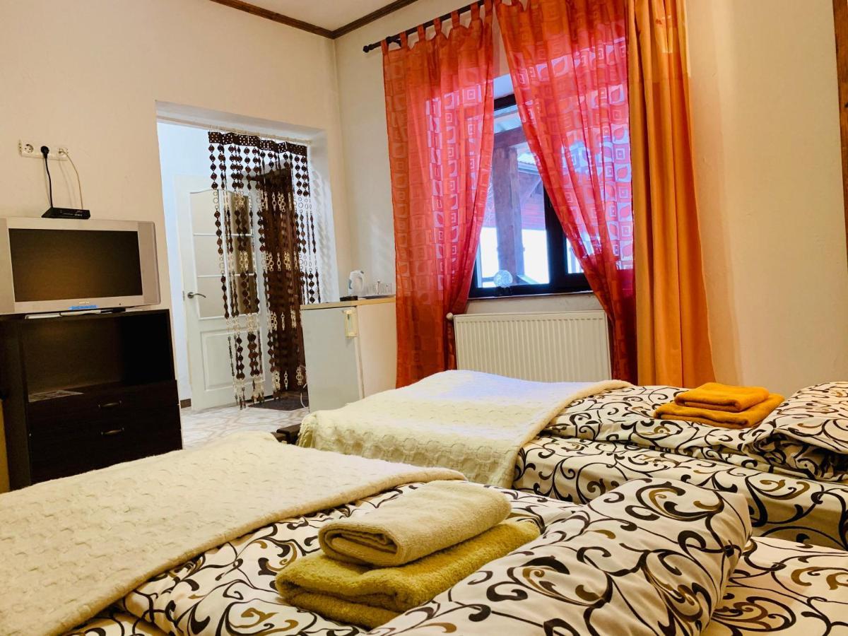Chalet Vedmezhe โปลยานา ภายนอก รูปภาพ