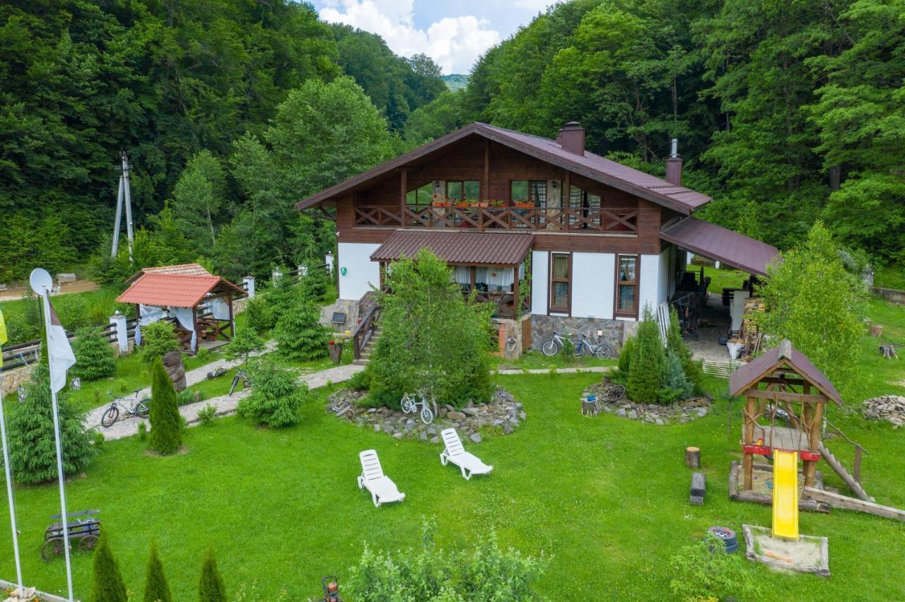 Chalet Vedmezhe โปลยานา ภายนอก รูปภาพ